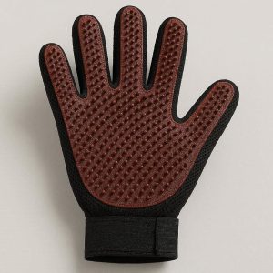 High Friction Rubber Pet Grooming Glove For Curly And Wire Haired Breeds To Detangle Knots